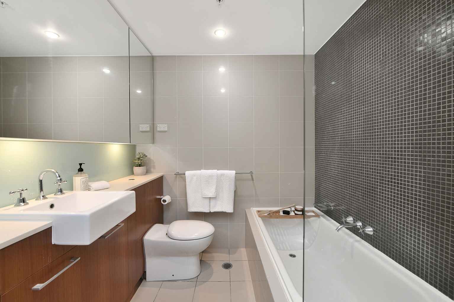 1010/10 Brodie Spark Drive Wolli Creek