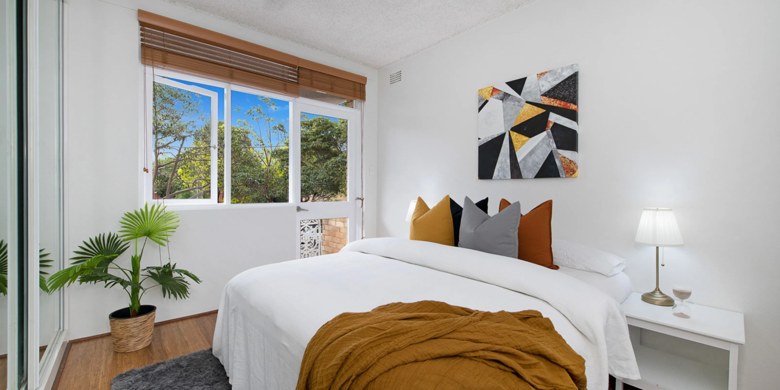 1/35 Orpington Street Ashfield