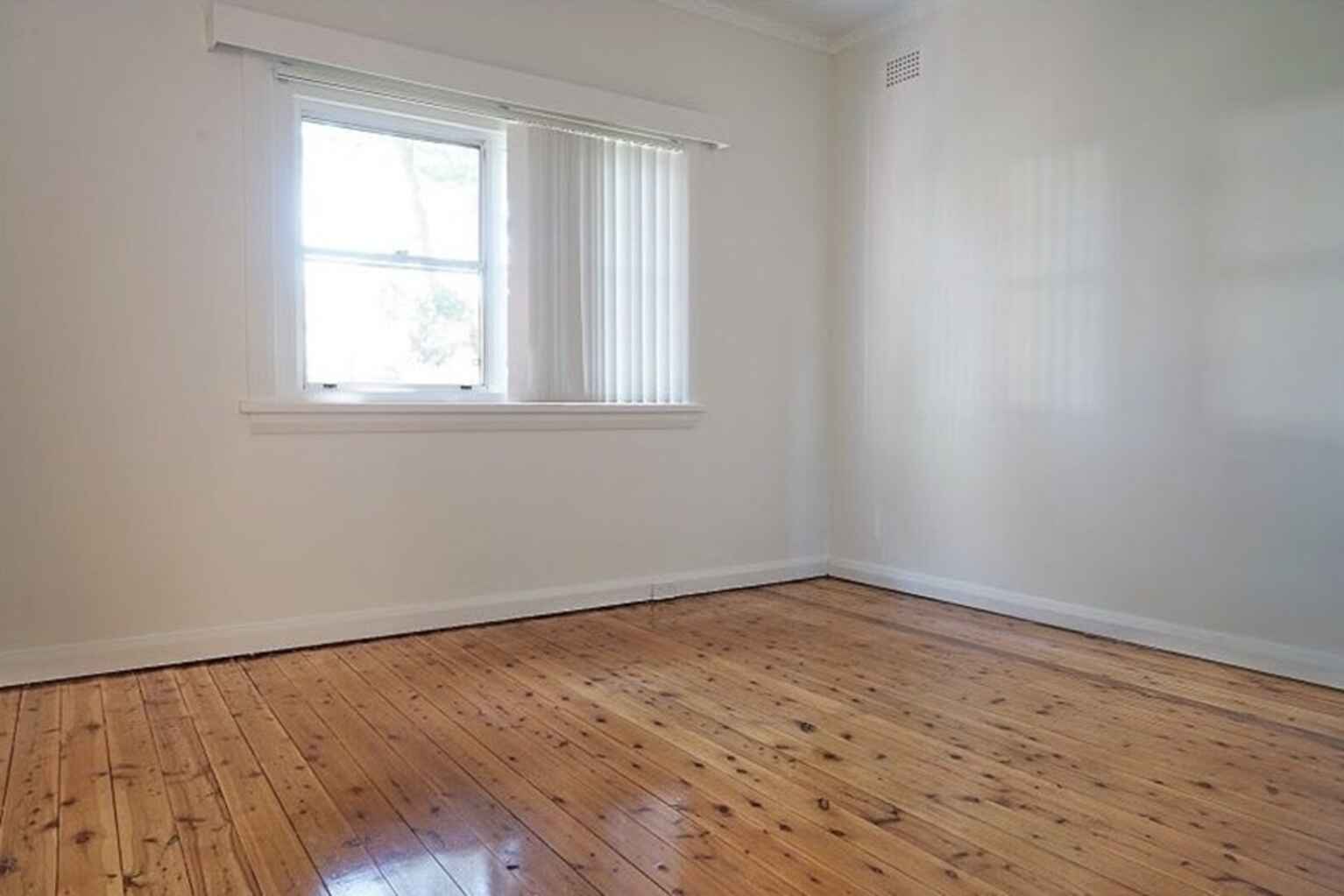 27  Ward Street Willoughby