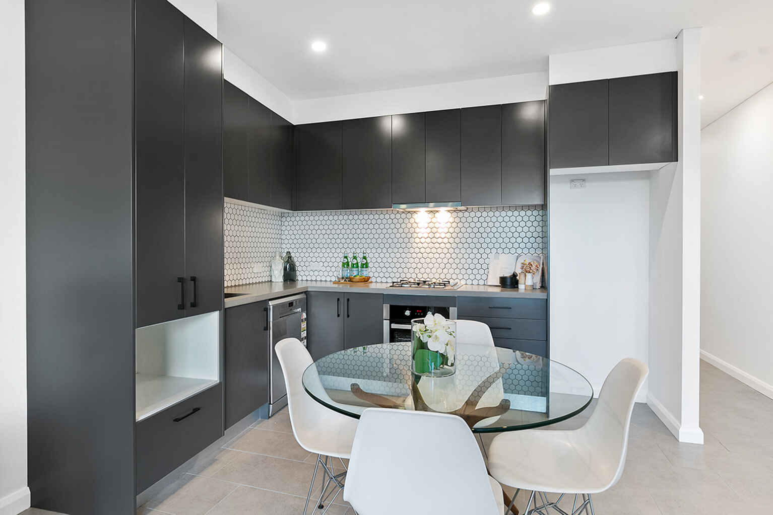 2/727 New Canterbury Road Dulwich Hill