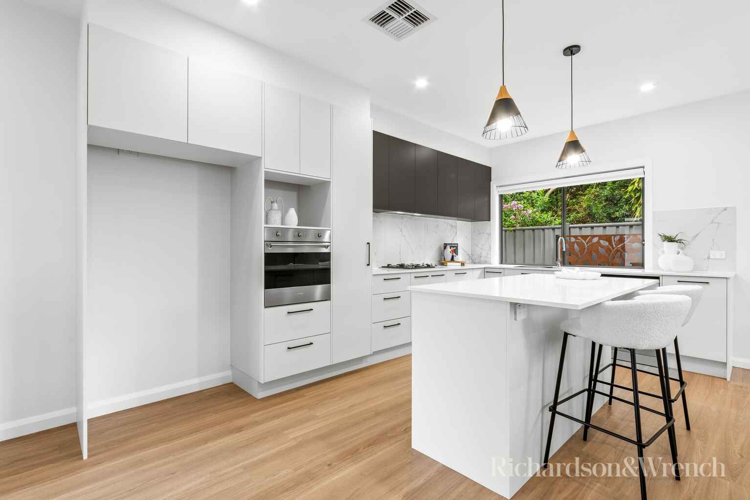 3&4/48-50 Gallipoli Avenue Blackwall