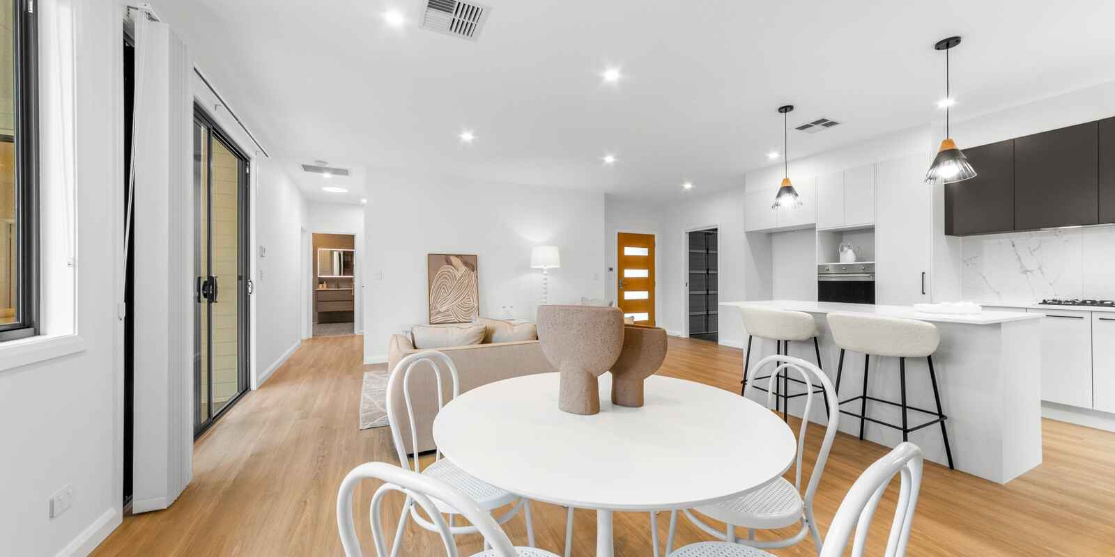 3&4/48-50 Gallipoli Avenue Blackwall