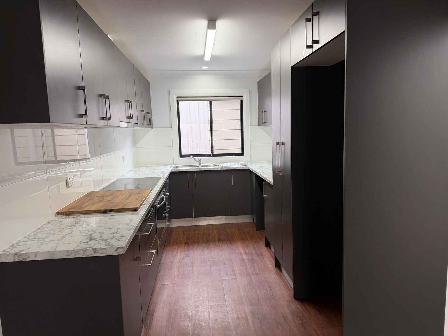 443 Hoxton Park Rd Hinchinbrook