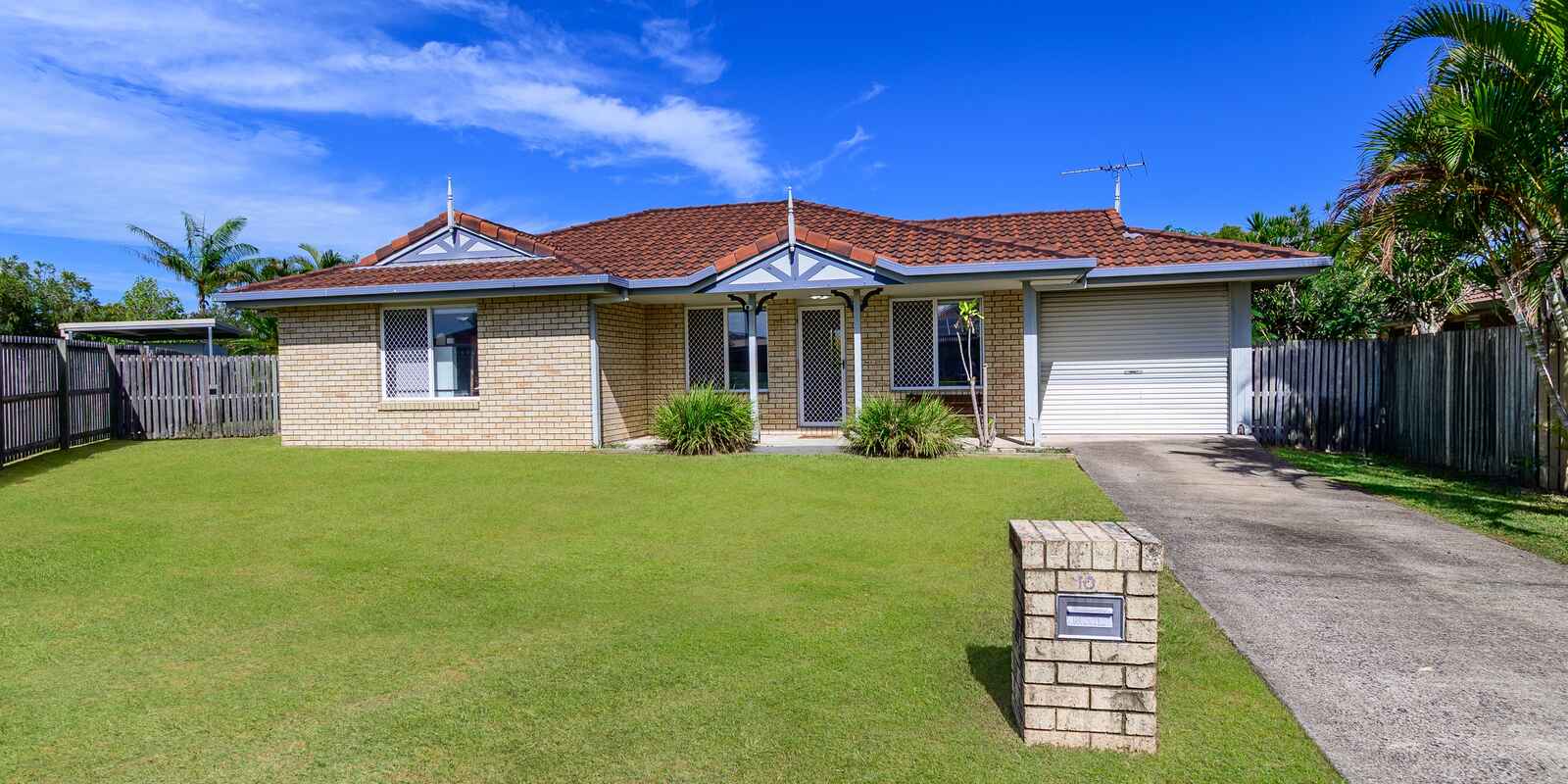 10 Rochelle Place Deception Bay