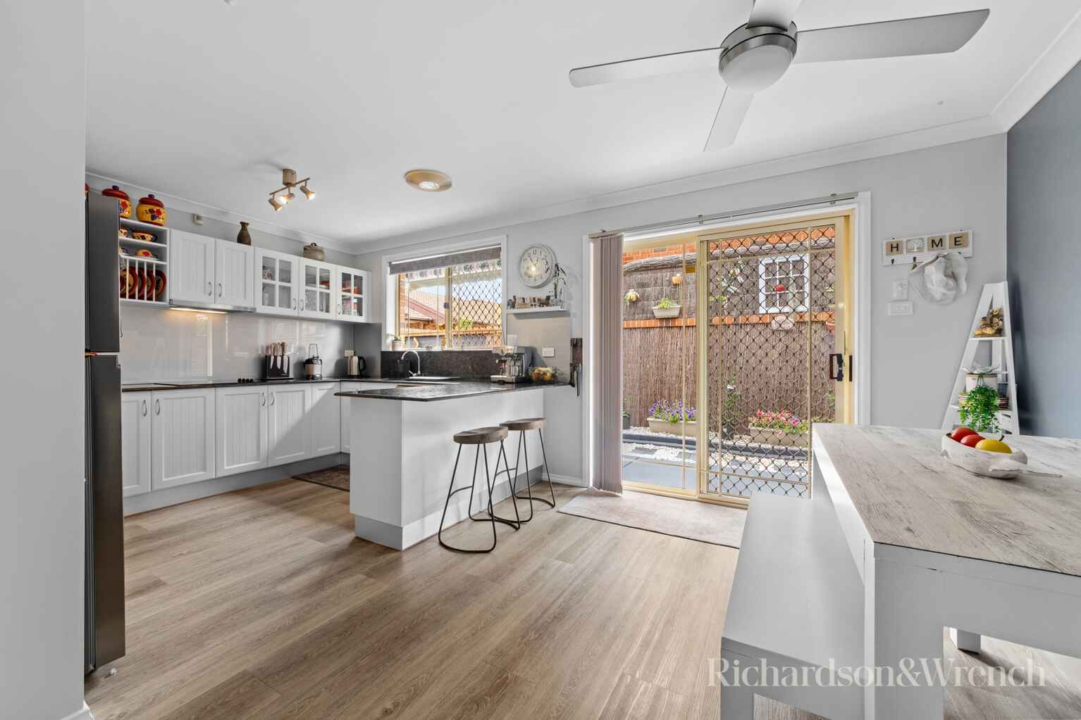 4/3 Melba Rd Woy Woy