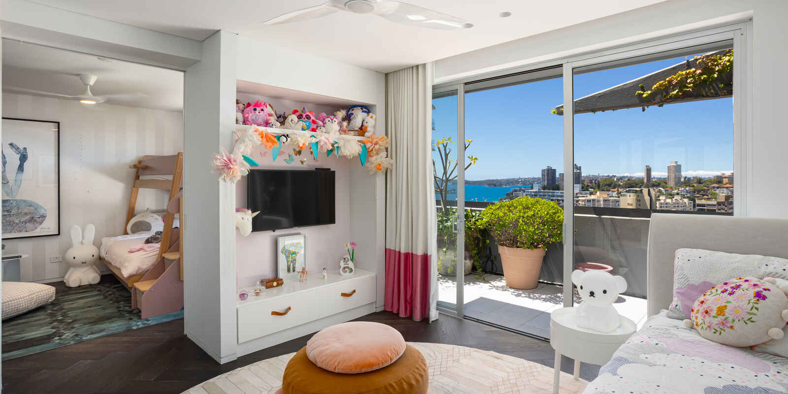 81/6 Greenknowe Avenue Elizabeth Bay