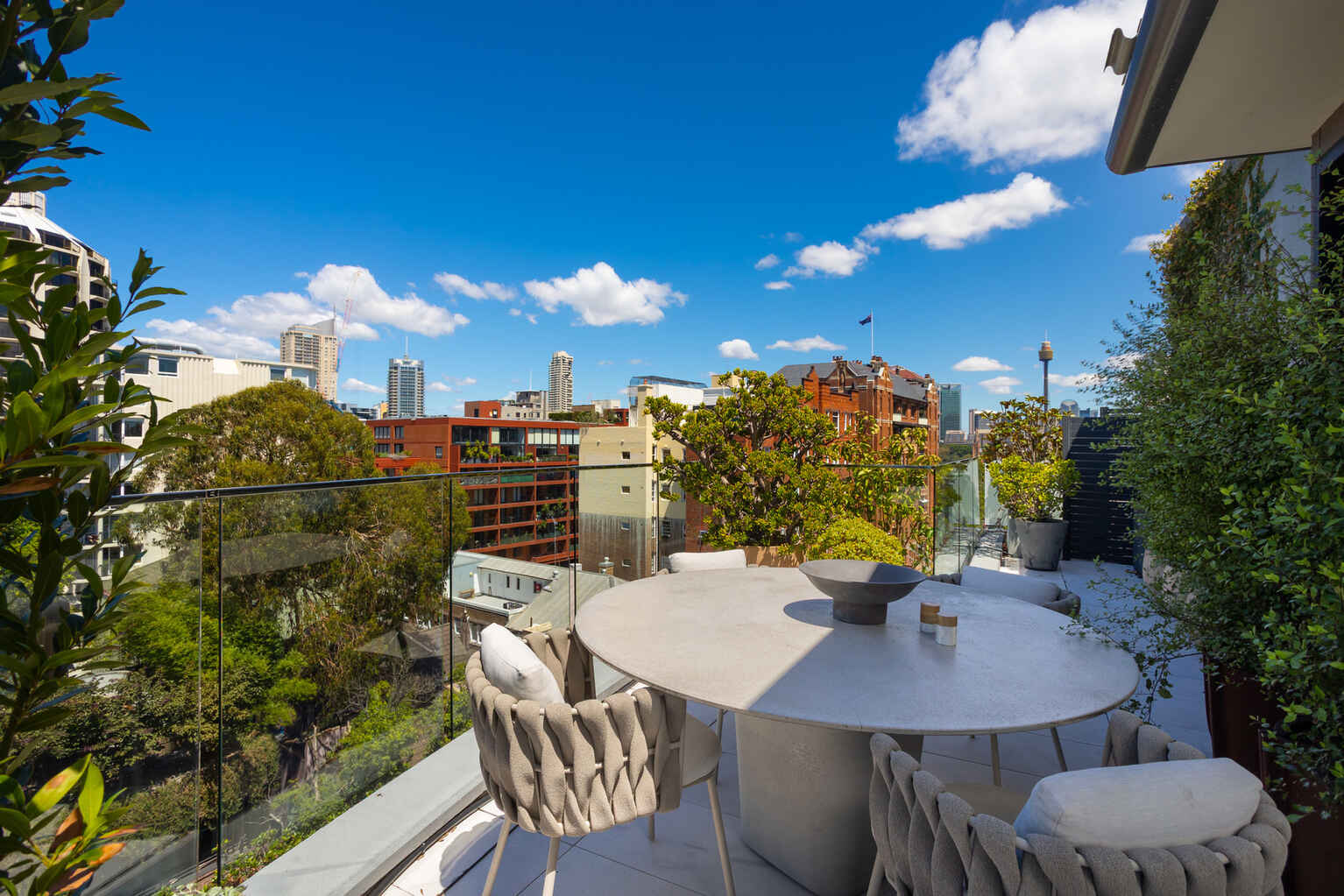 81/6 Greenknowe Avenue Elizabeth Bay