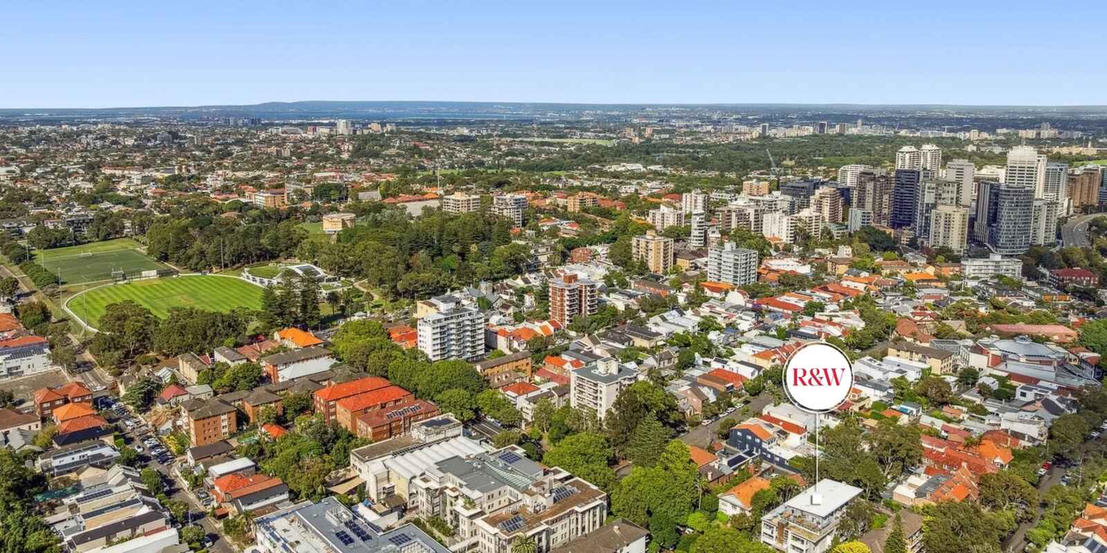 4/11 Flood Street Bondi