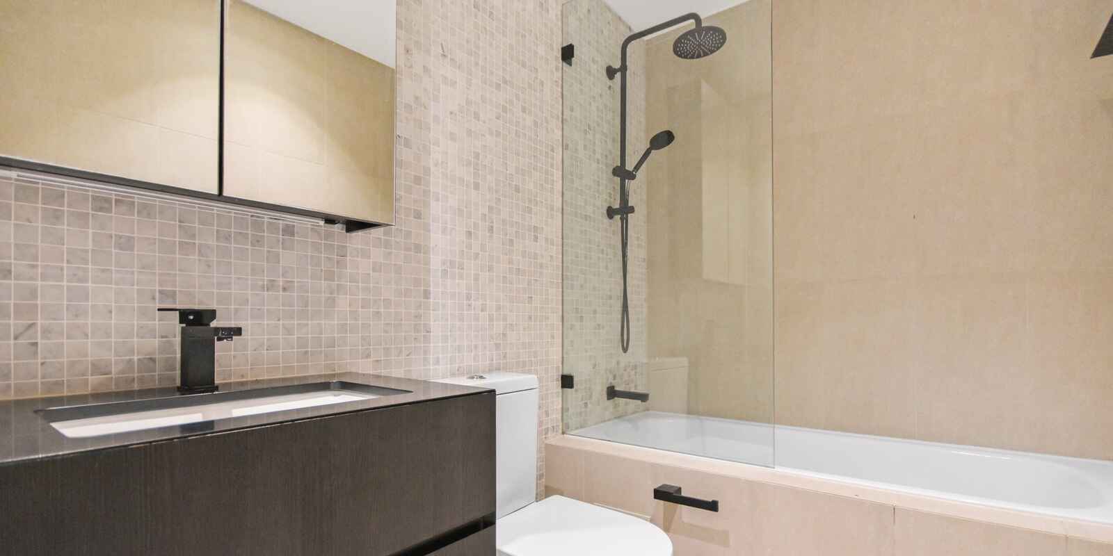 2bed/32-42 Spring Street Bondi Junction