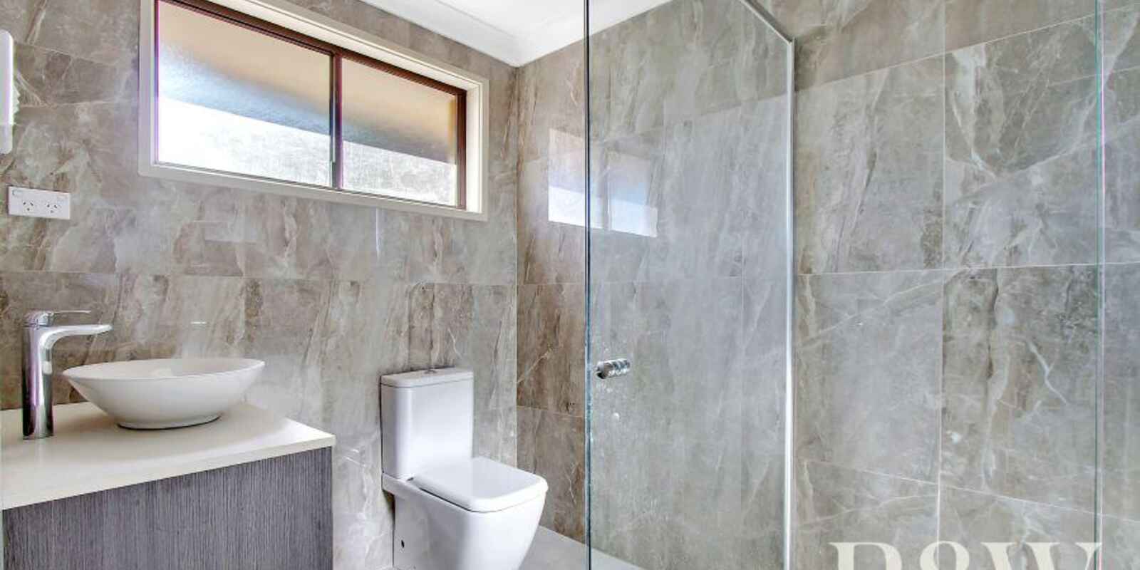 8 Ontario Avenue St Clair