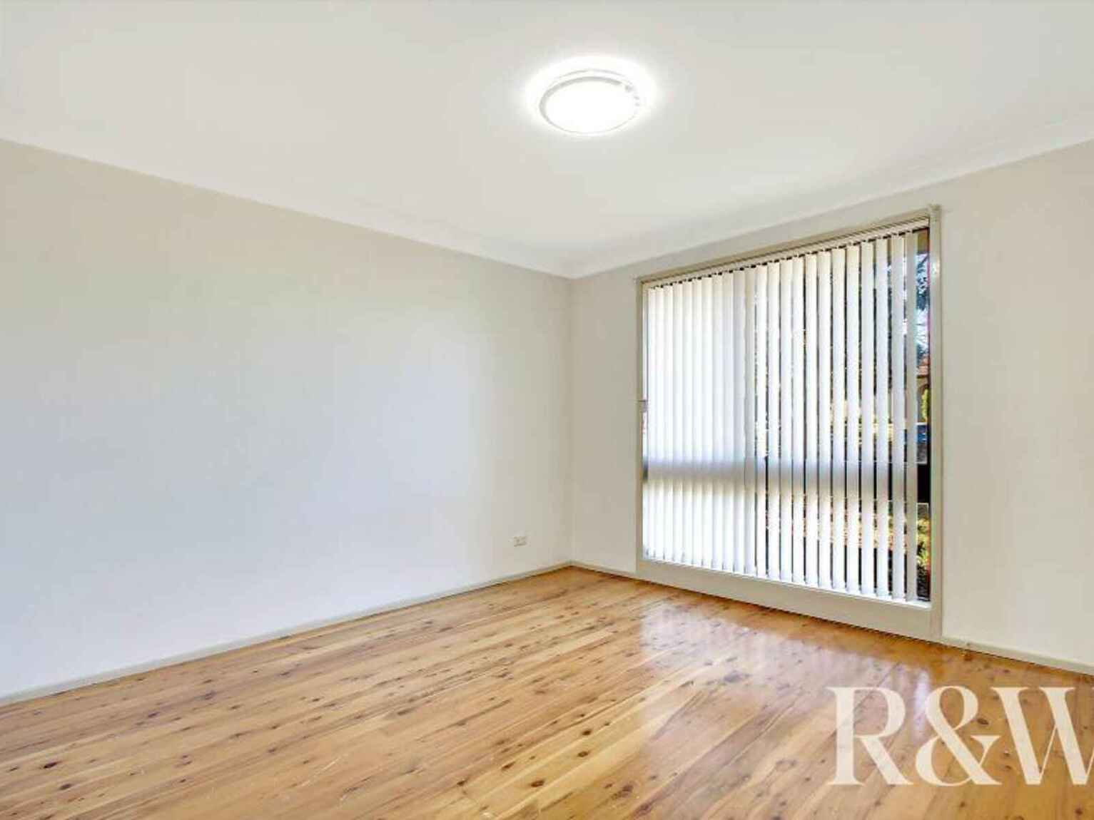 8 Ontario Avenue St Clair