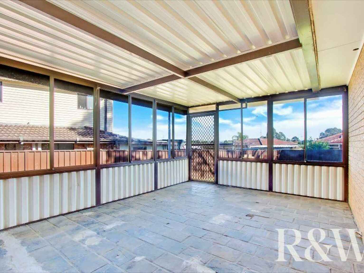 8 Ontario Avenue St Clair