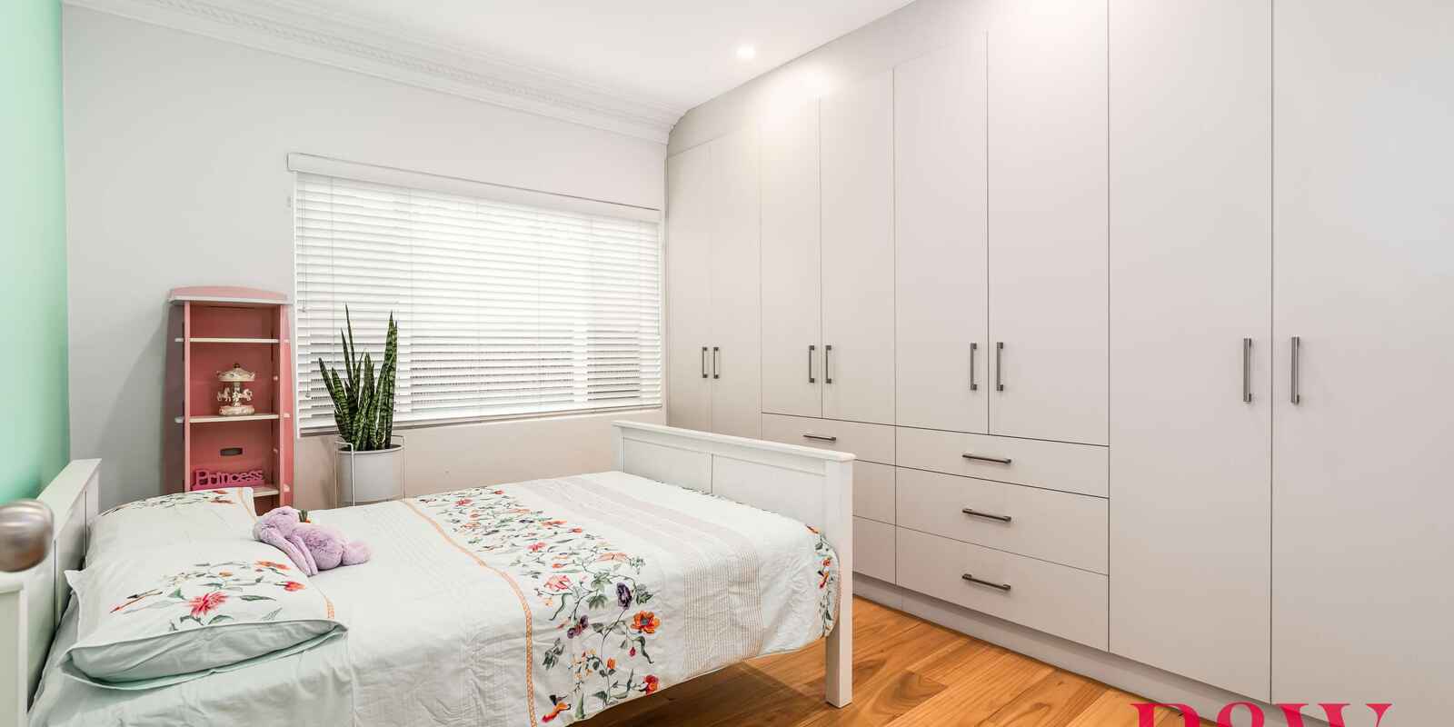 25 MERVILLE STREET Concord West