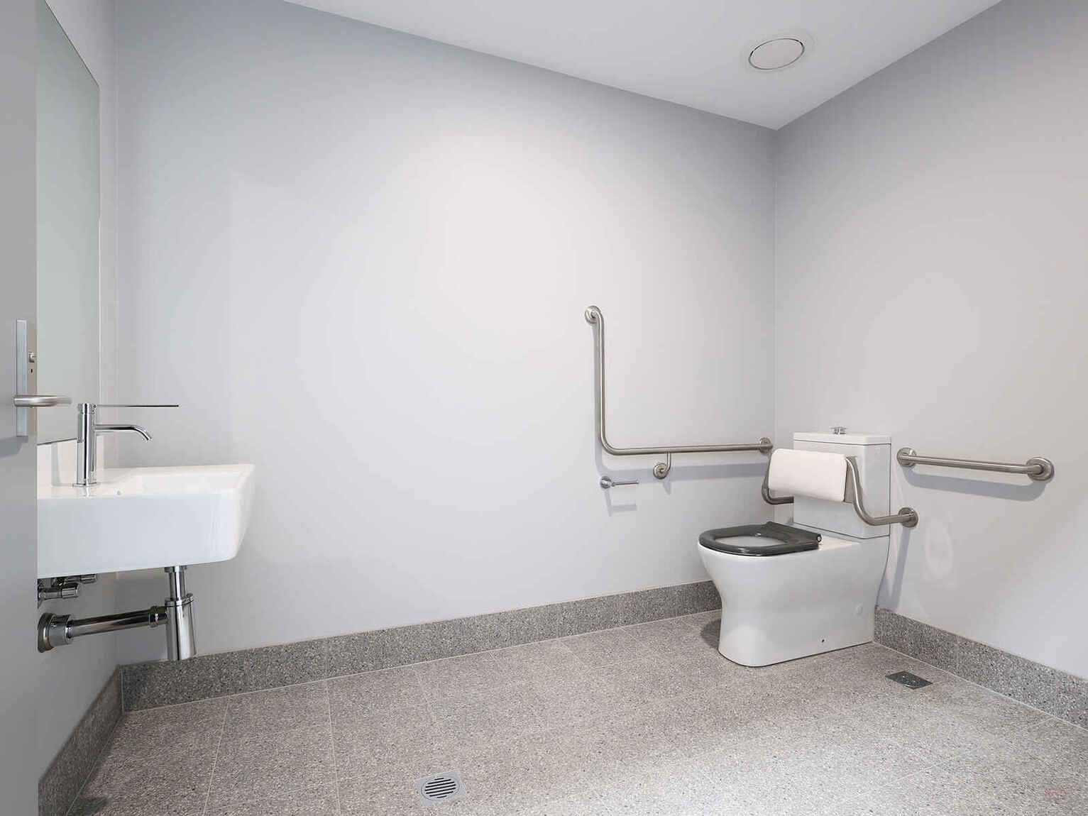 9/2 Red Fields Road Moss Vale