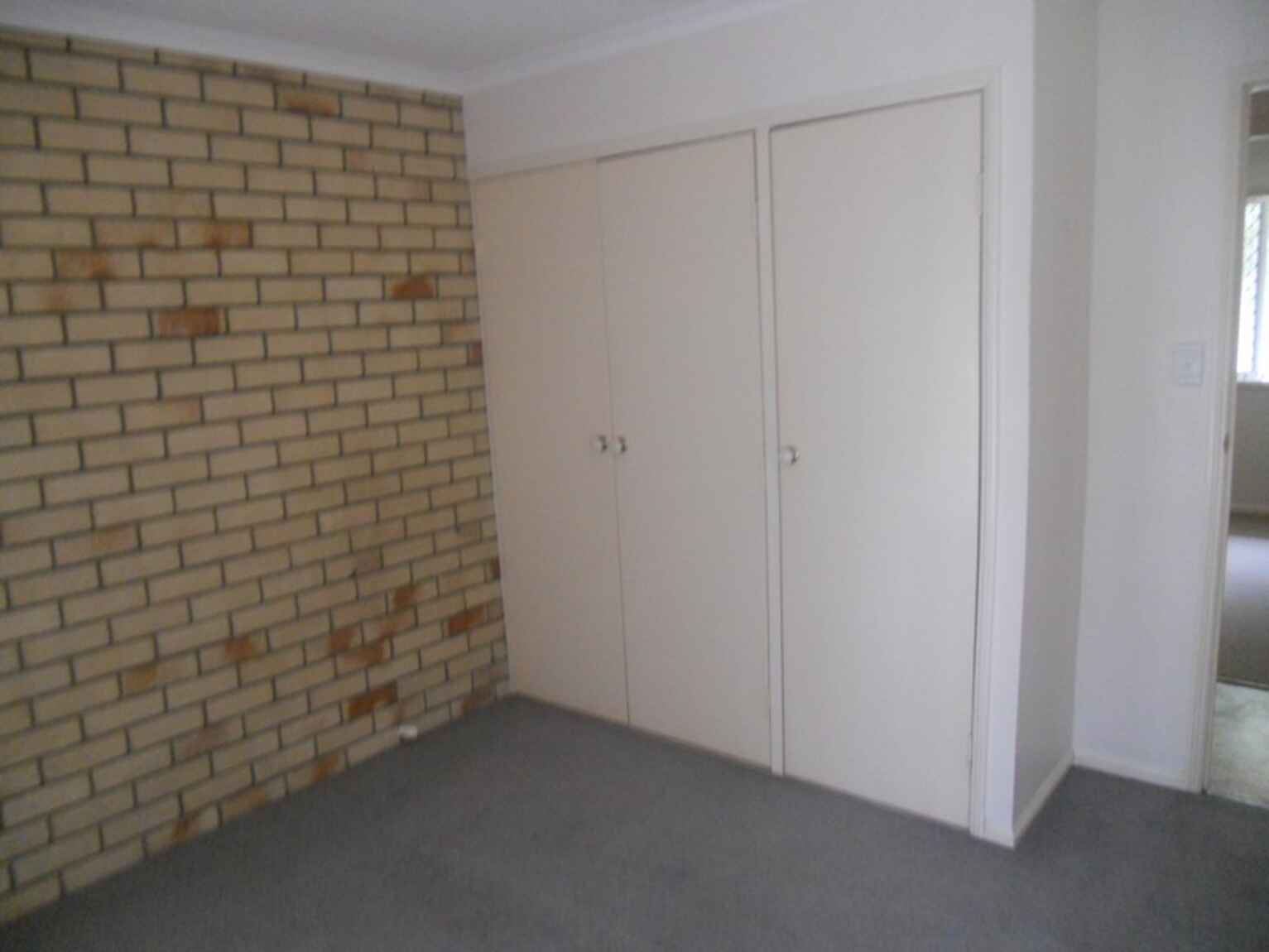 2/27 Manley Street Caboolture