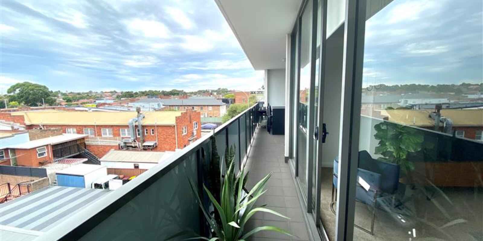 206/11c Mashman Avenue Kingsgrove 206/11c Mashman Avenue Kingsgrove