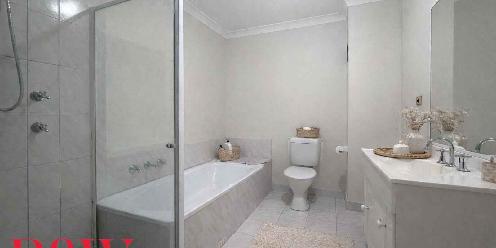 77/2 Riverpark Drive Liverpool