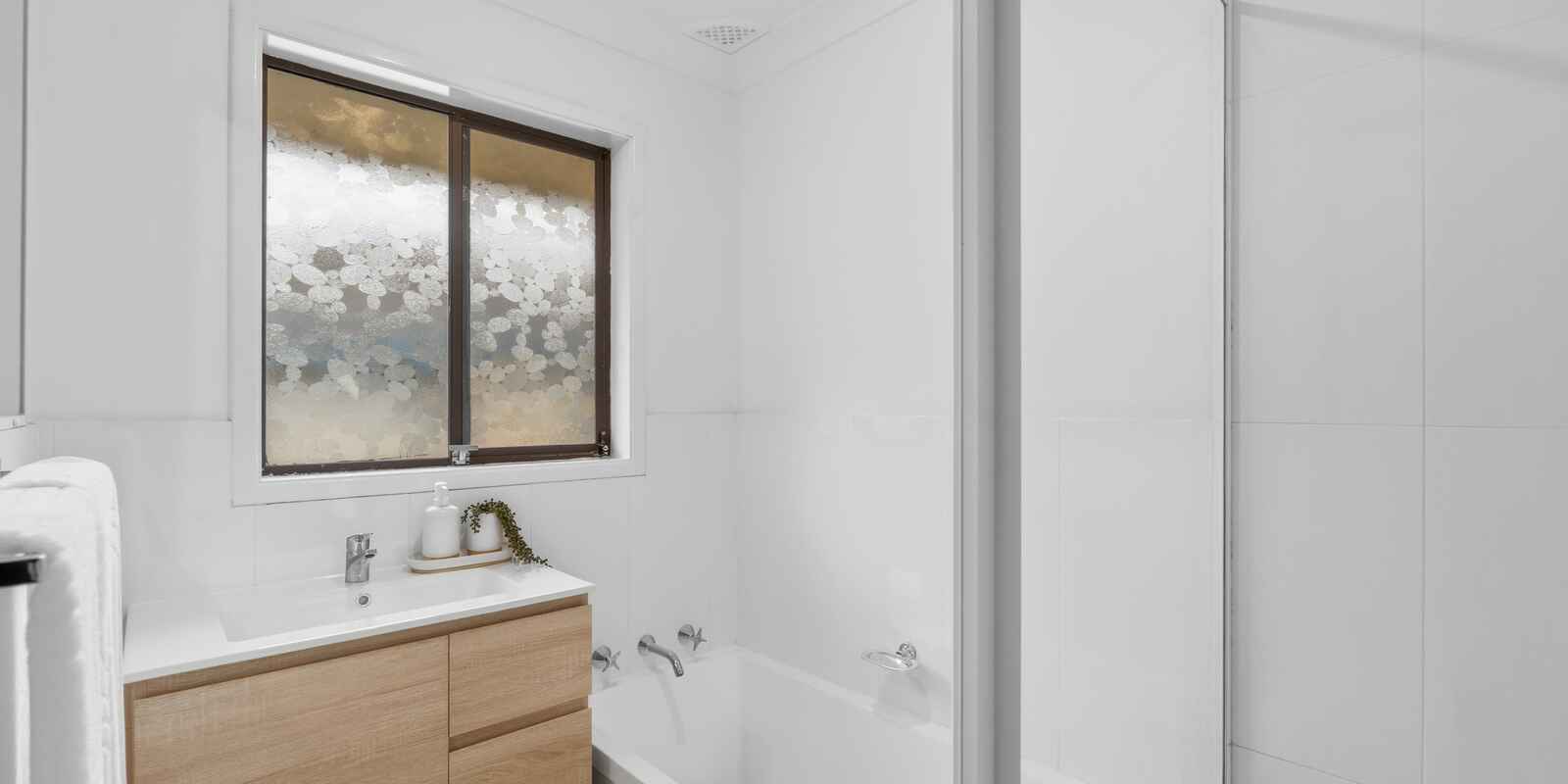 42 Bluefish Crescent Tascott