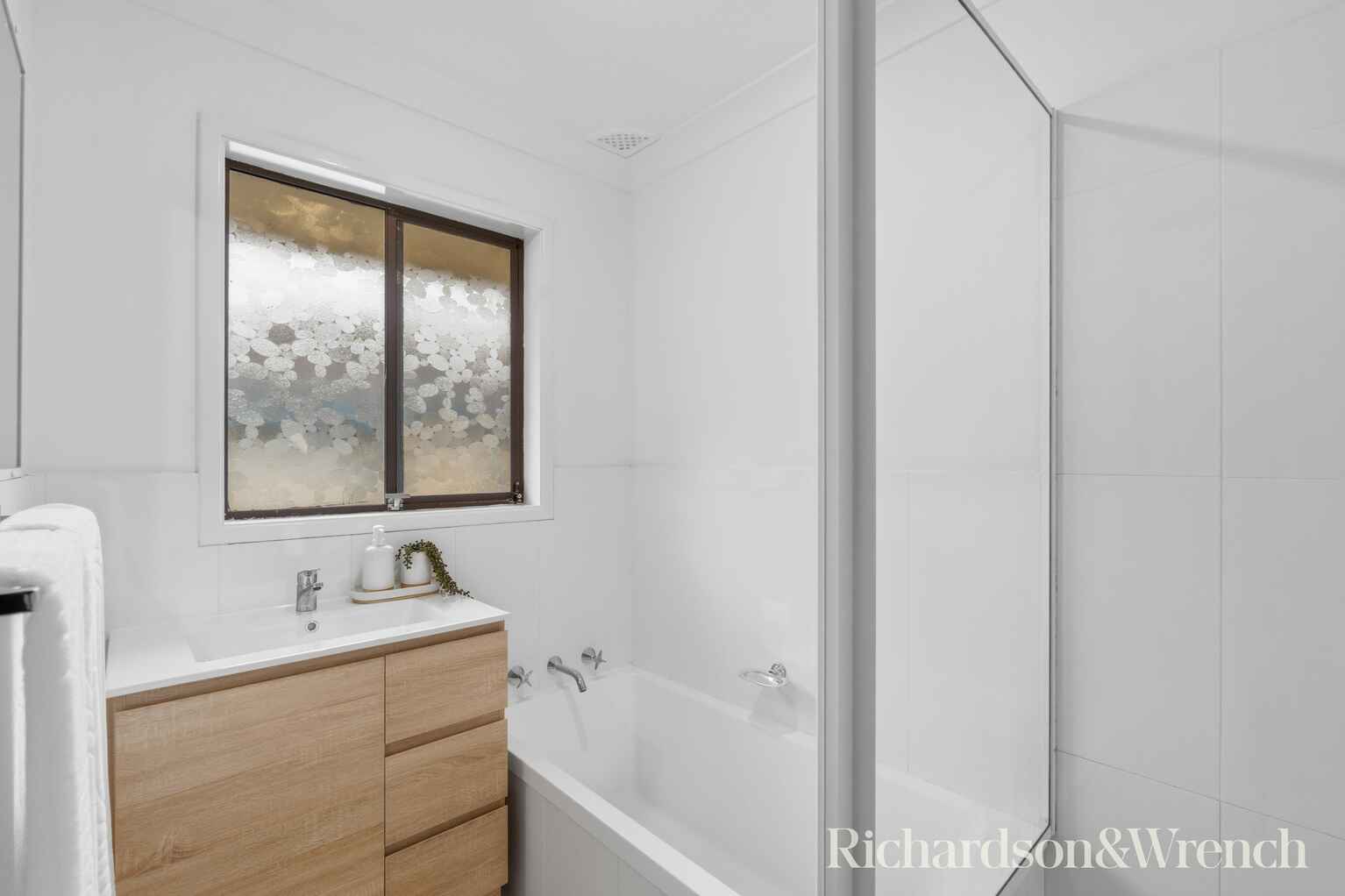 42 Bluefish Crescent Tascott