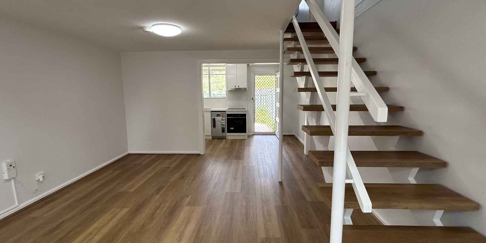 2/30 Broadarrow Road Narwee