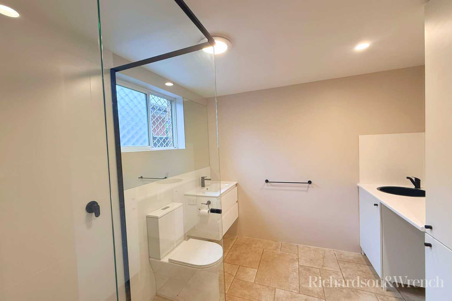 16 Pioneer Road Umina Beach 16 Pioneer Road Umina Beach