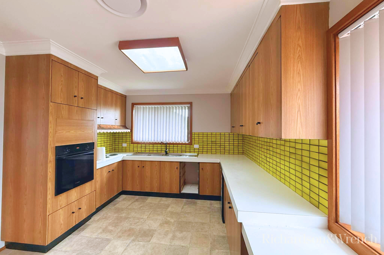 16 Pioneer Road Umina Beach 16 Pioneer Road Umina Beach