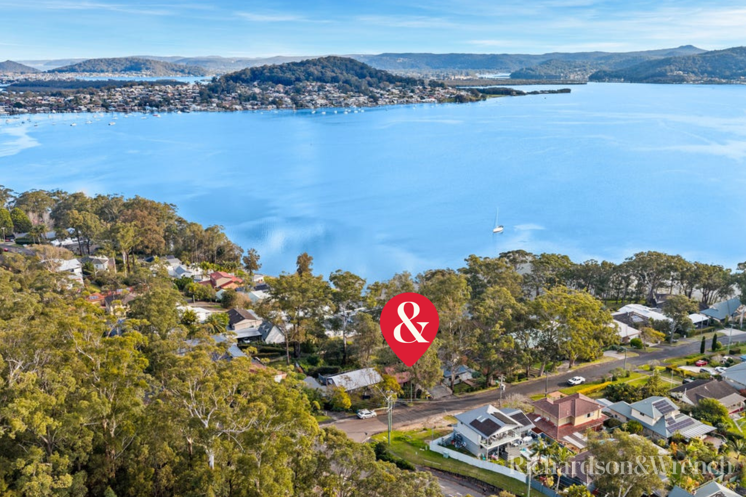 6 Lexington Parade Green Point