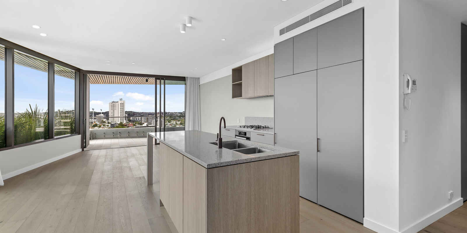 1008/470 Main Street Kangaroo Point