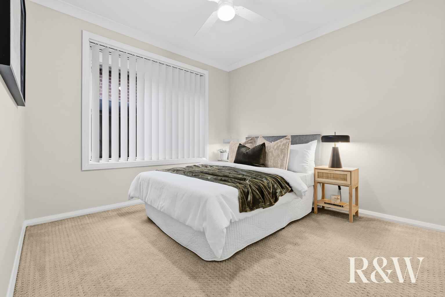 10 JARVISFIELD PLACE Macquarie Links 10 JARVISFIELD PLACE Macquarie Links