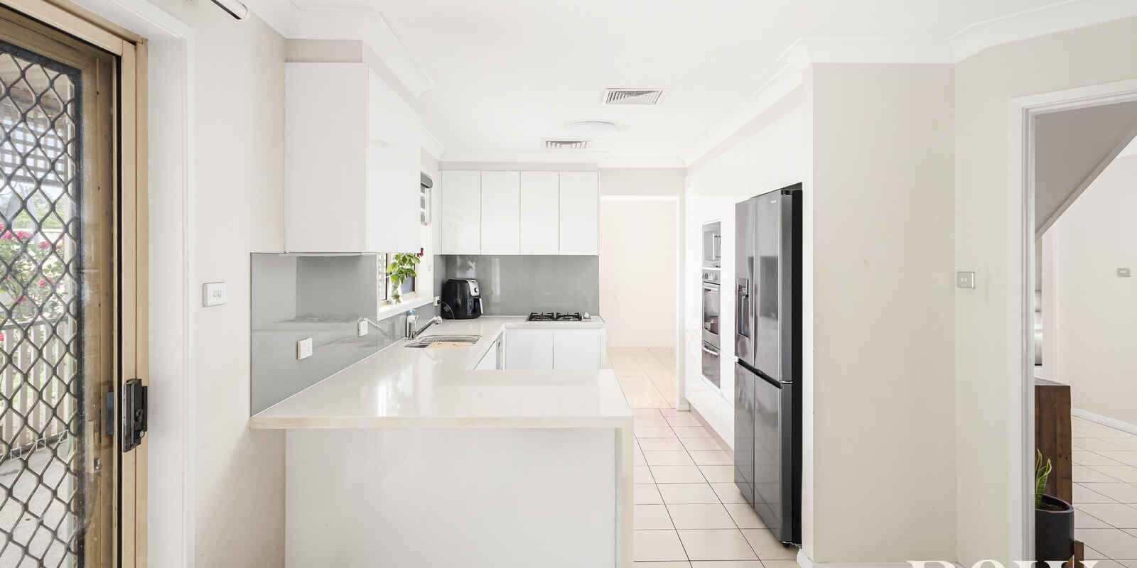 6 Ashwick Circuit St Clair