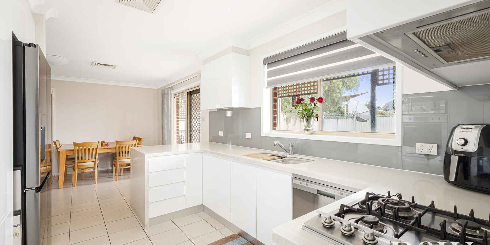 6 Ashwick Circuit St Clair