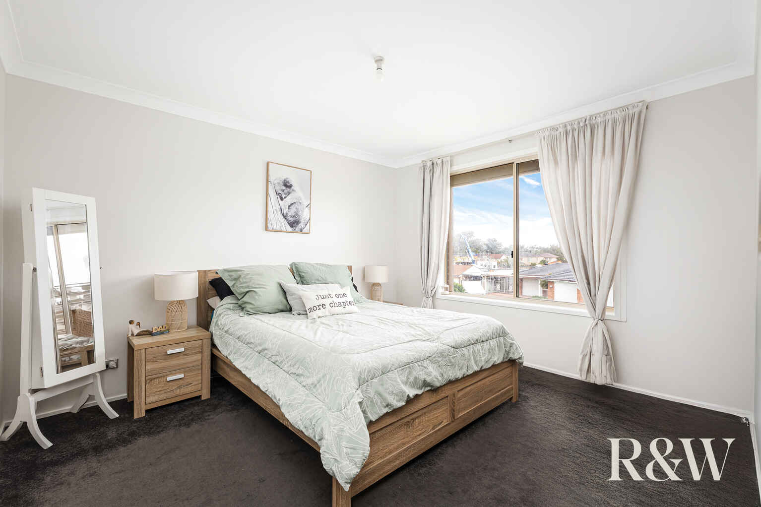 6 Ashwick Circuit St Clair