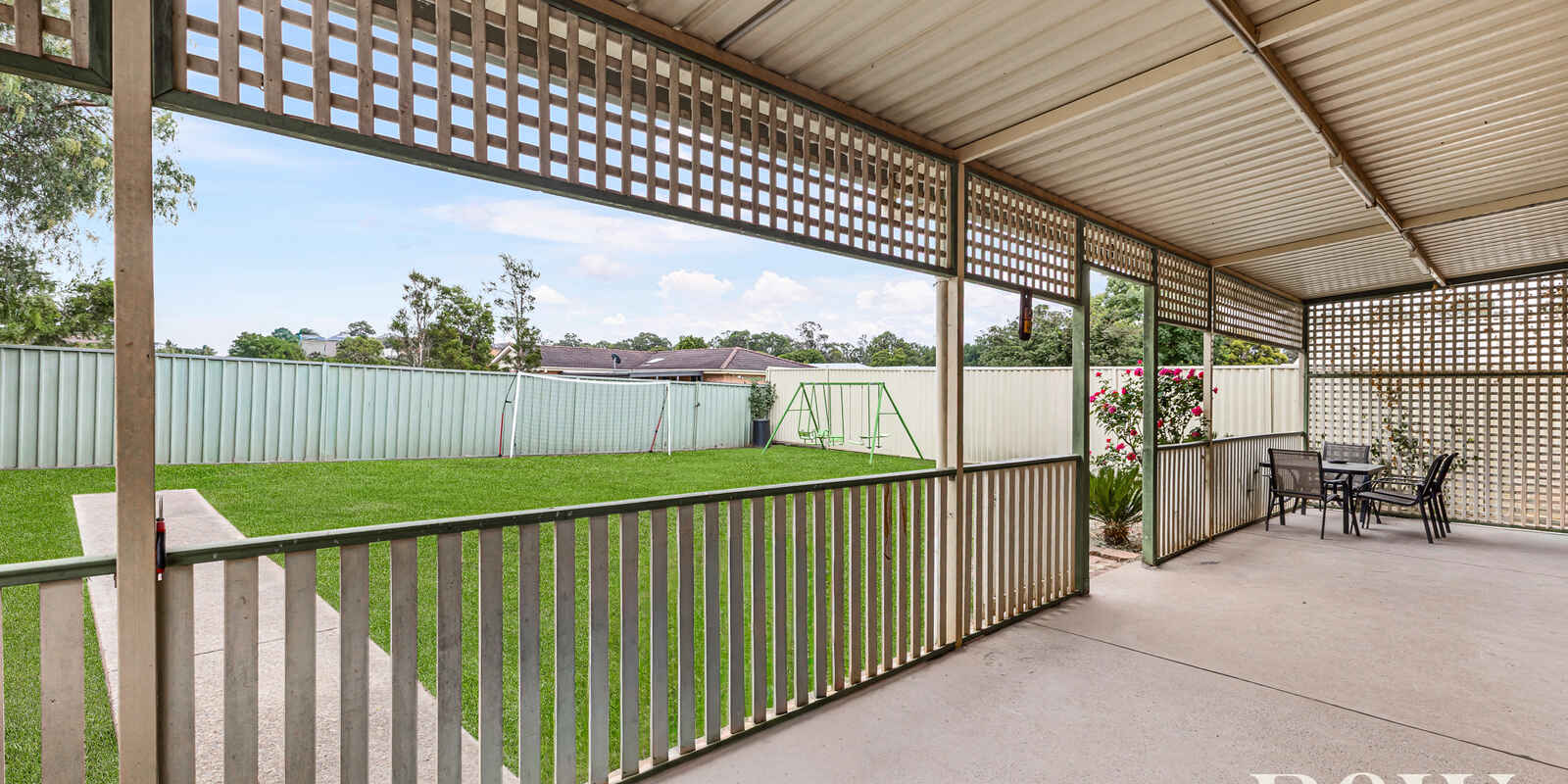 6 Ashwick Circuit St Clair