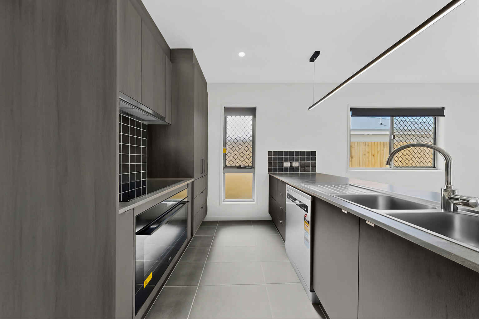 18 Flint Place White Rock