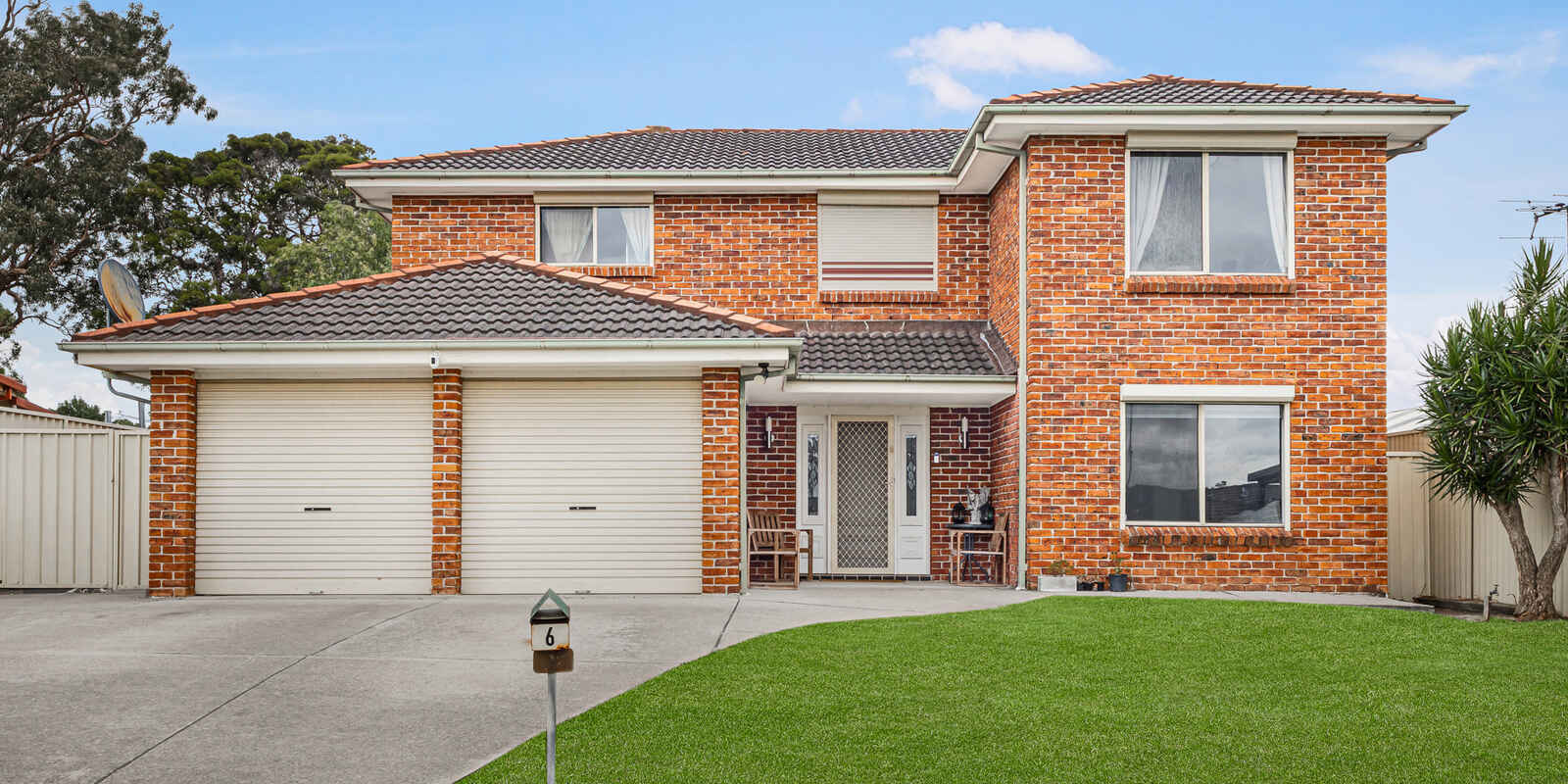 6 Ashwick Circuit St Clair