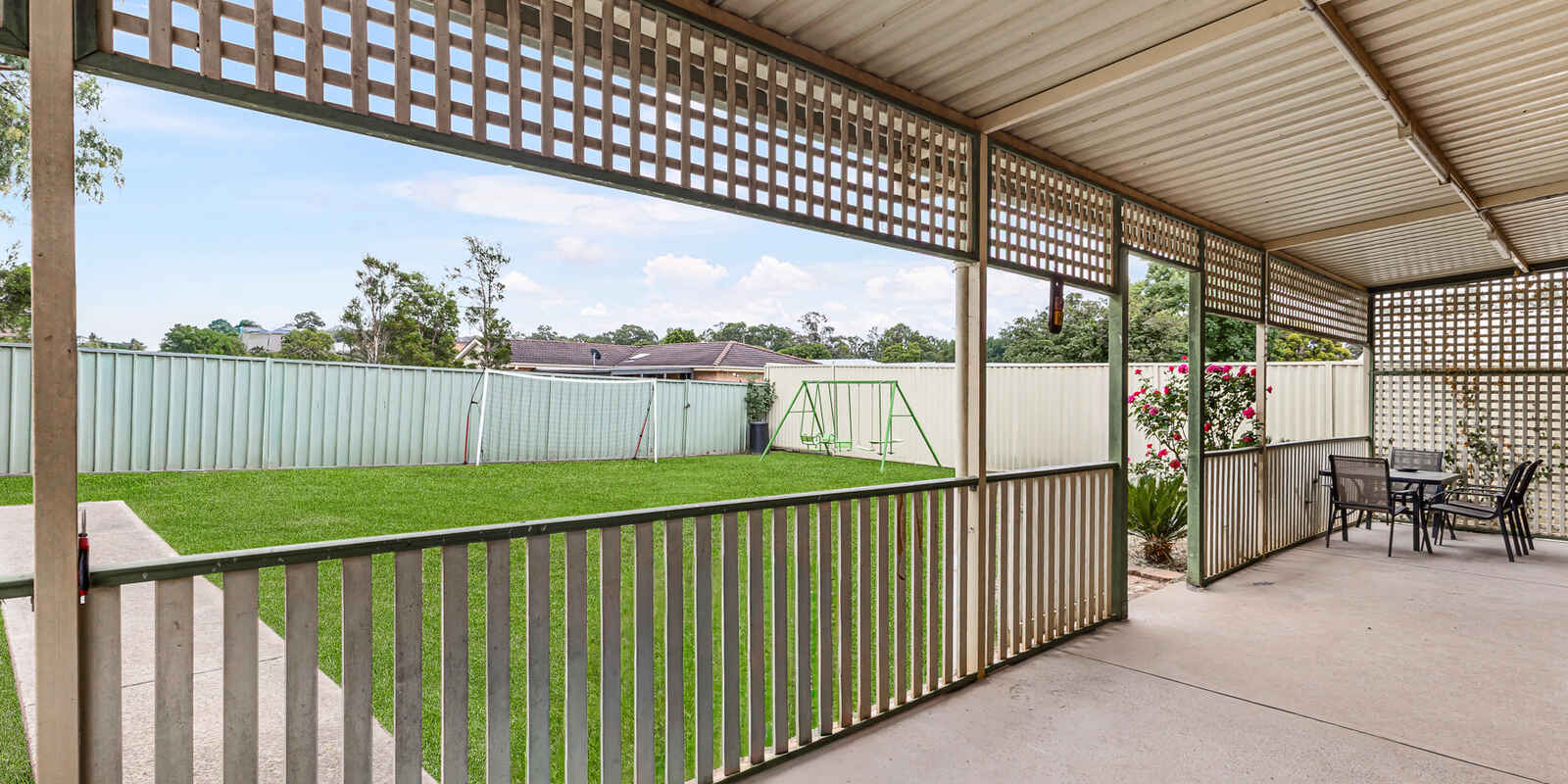 6 Ashwick Circuit St Clair