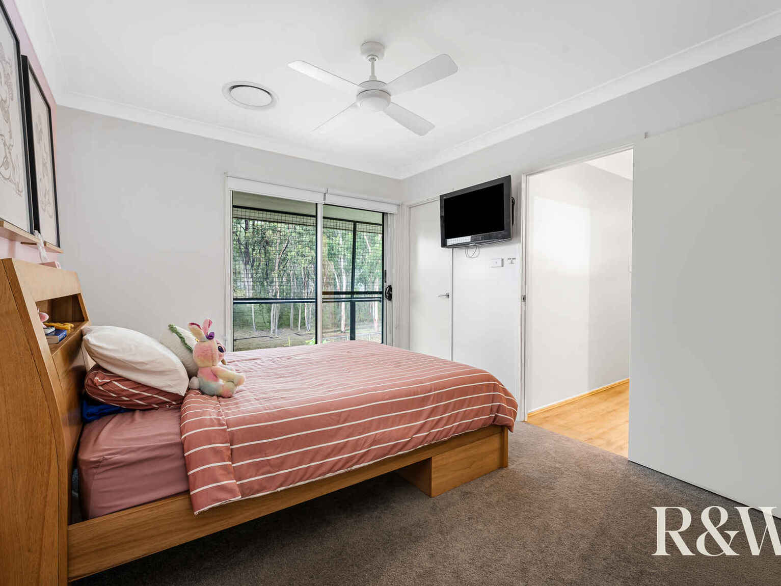 27 Blackwood Street Claremont Meadows