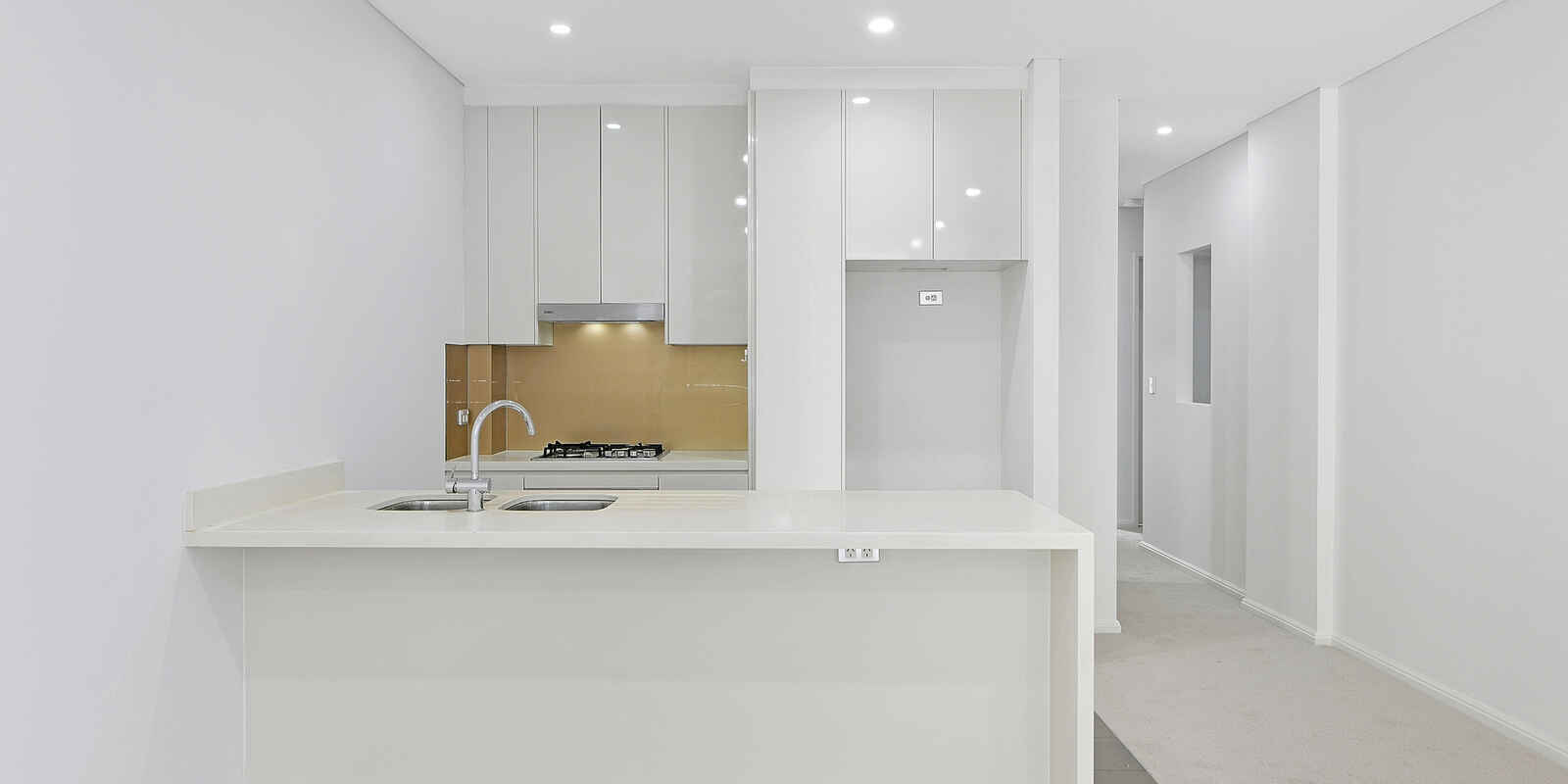 439/3 Loftus Street Turrella