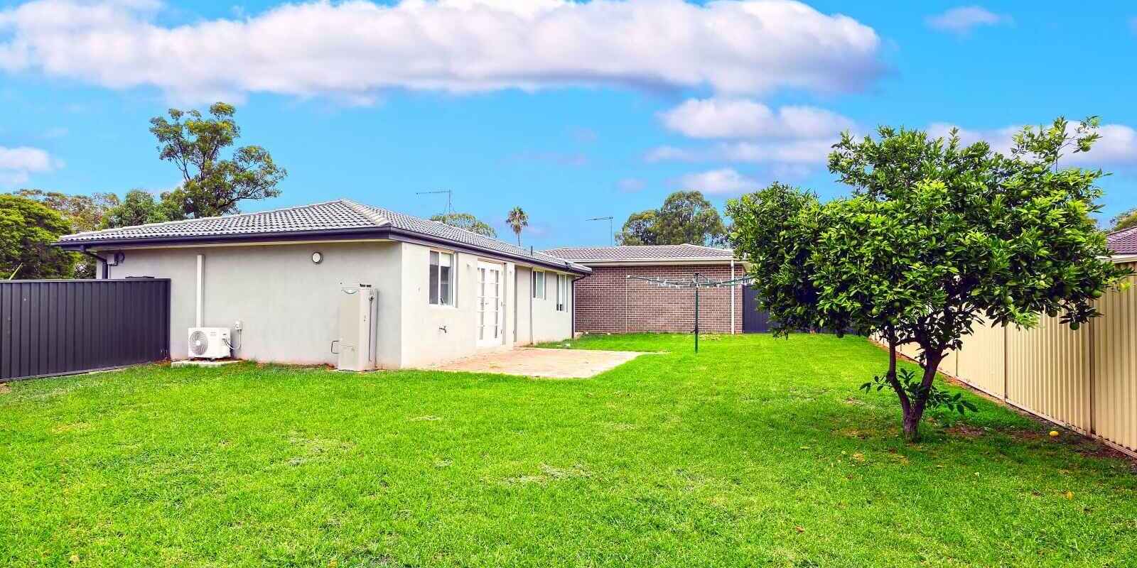 13 & 13A Warrenton Street St Clair