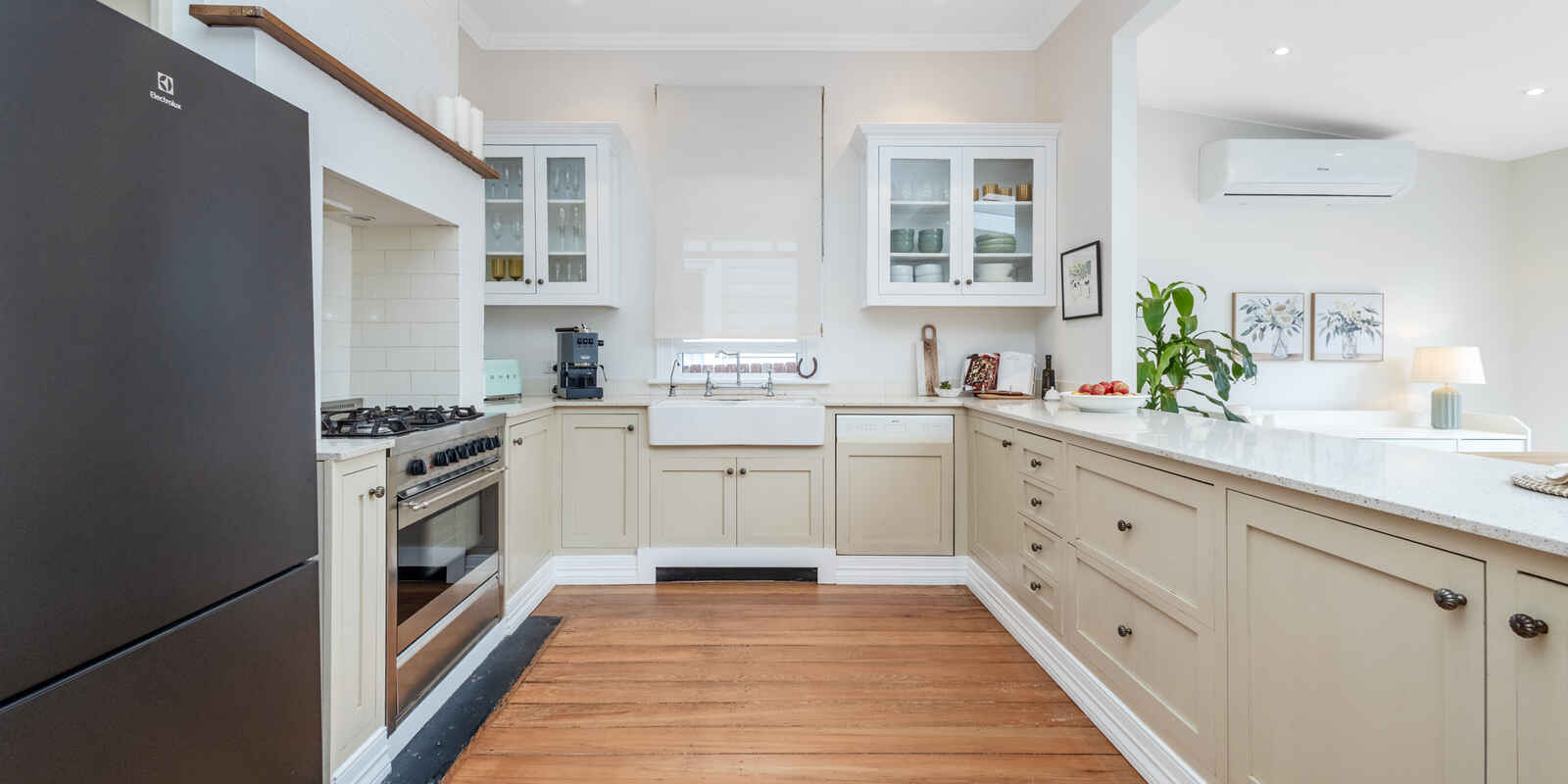 17 Waragil Street Blackheath 17 Waragil Street Blackheath