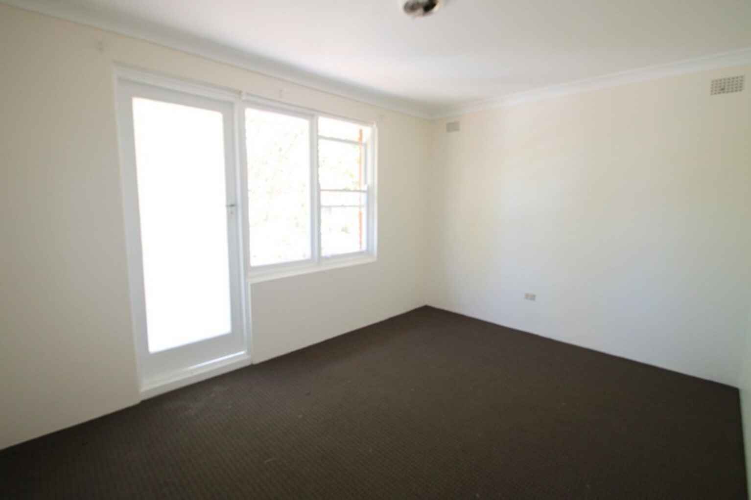 8/5 Osgood Avenue Marrickville