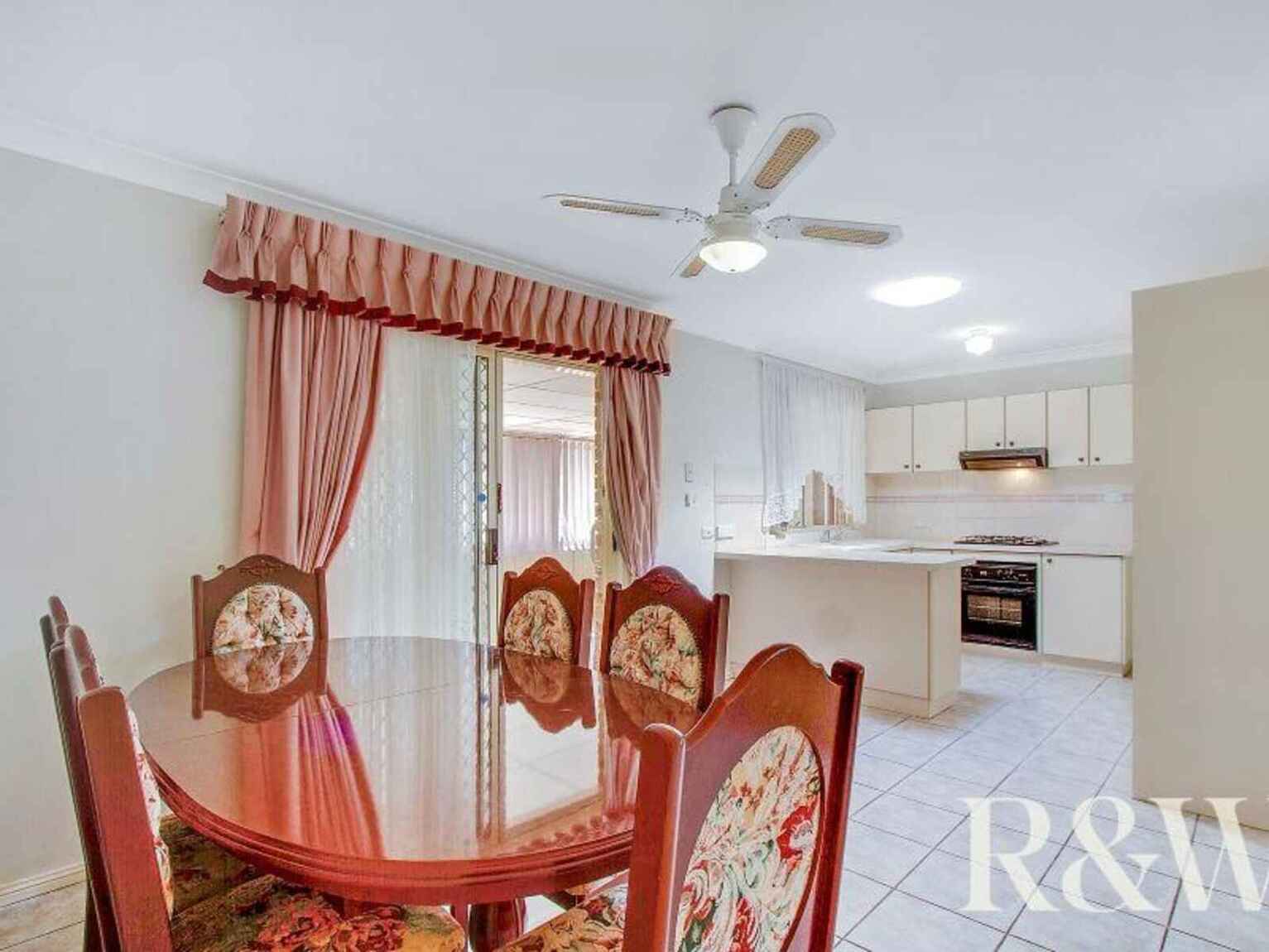 5 Shamrock Court St Clair