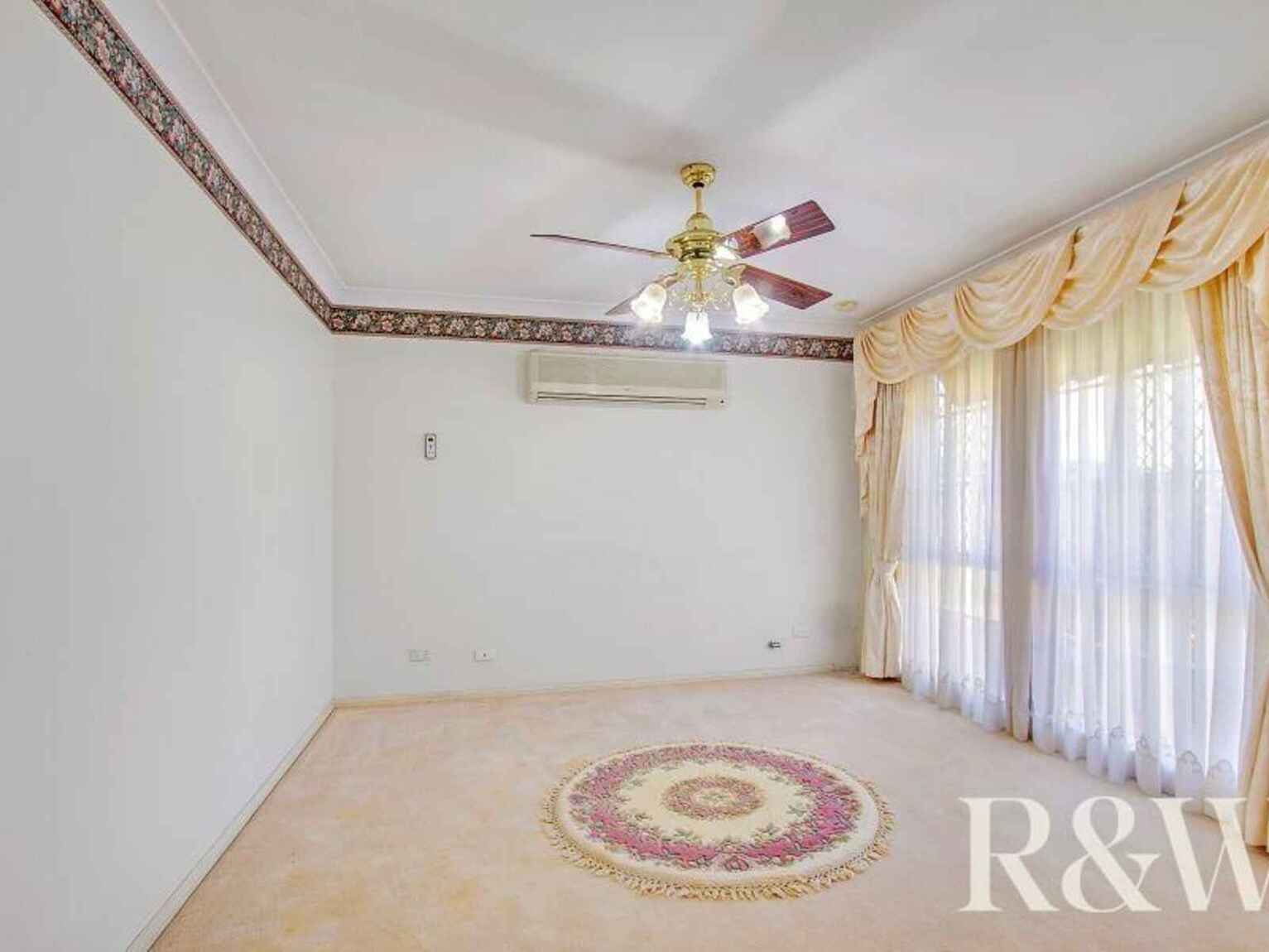 5 Shamrock Court St Clair