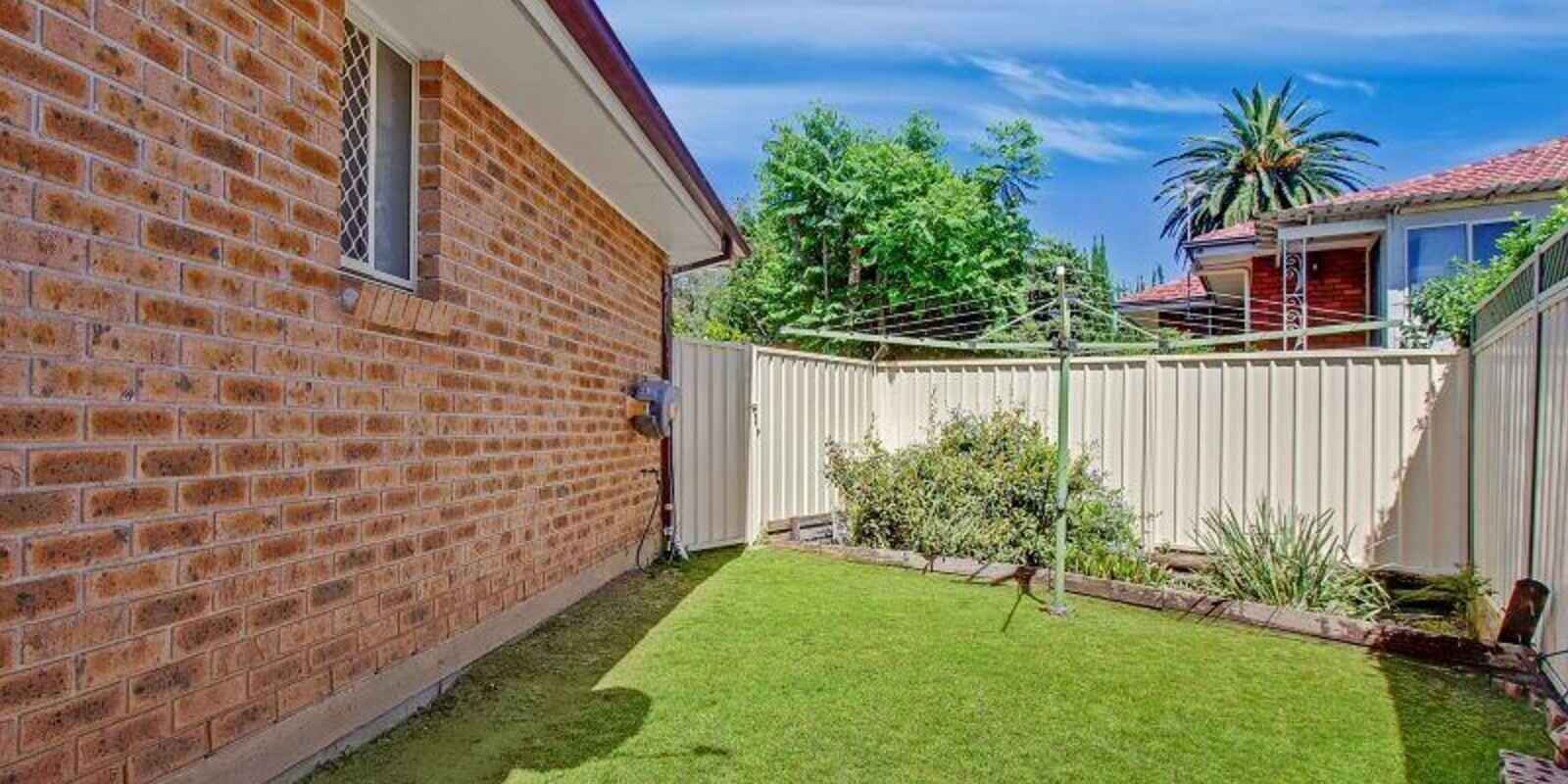 5 Shamrock Court St Clair
