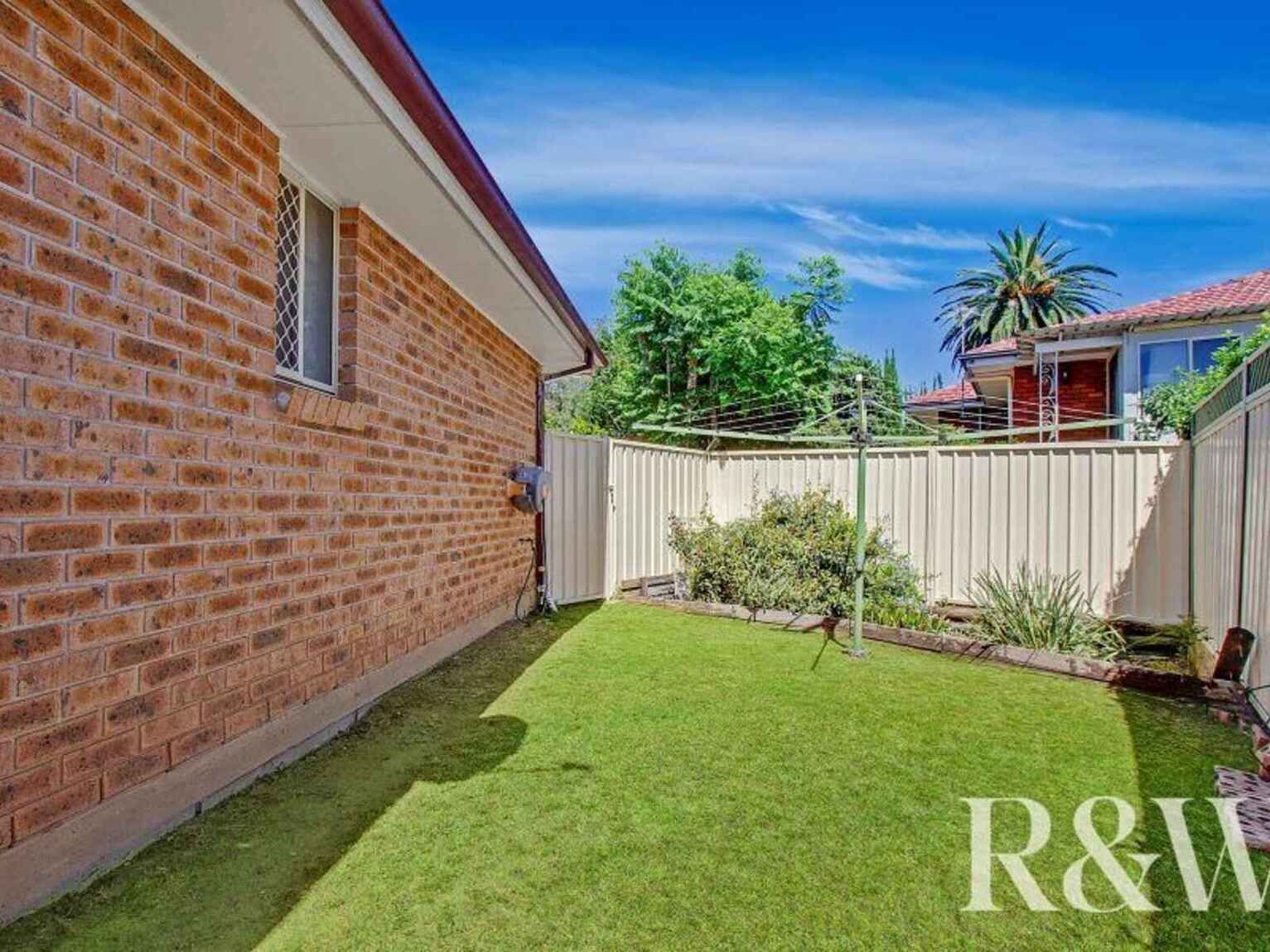 5 Shamrock Court St Clair