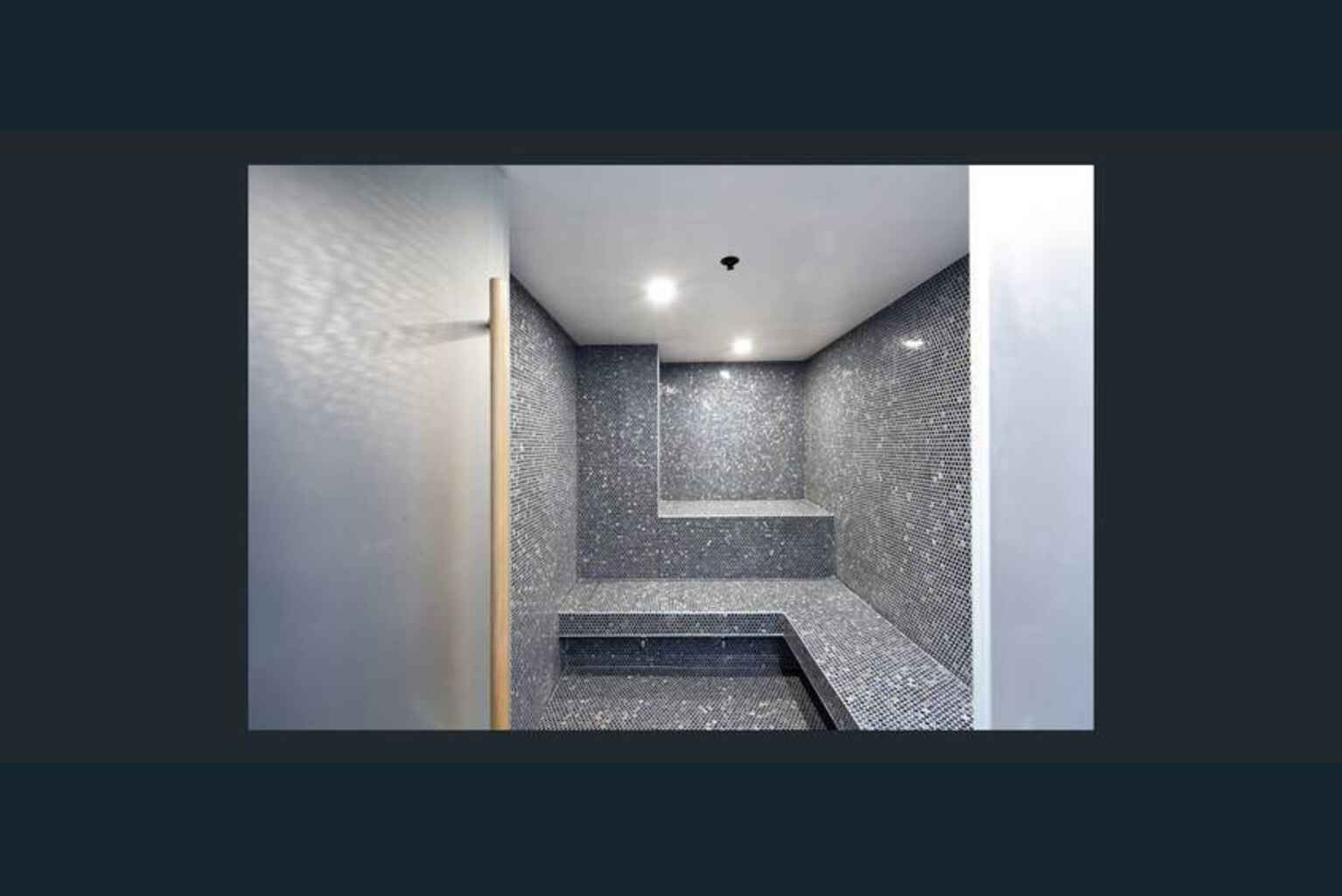 1910/221 Miller Street North Sydney