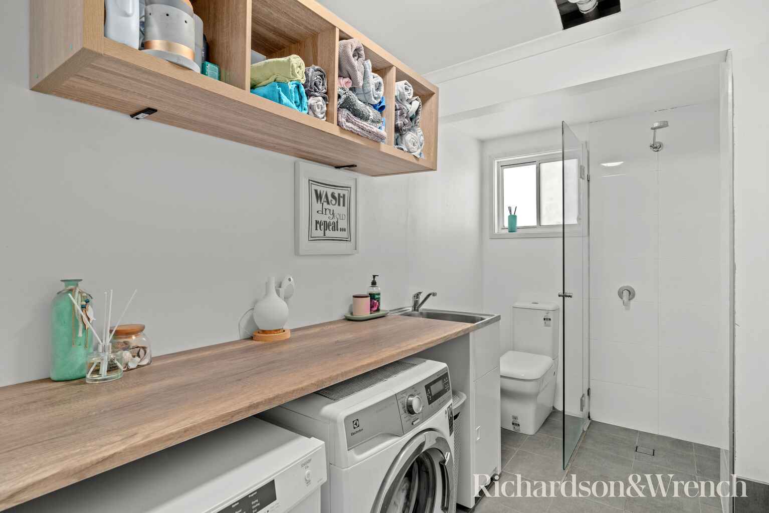 14 Victory Parade Tascott 14 Victory Parade Tascott