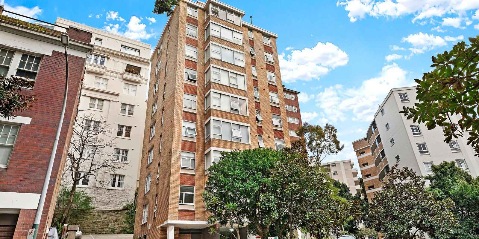 63/27 Ithaca Road Elizabeth Bay