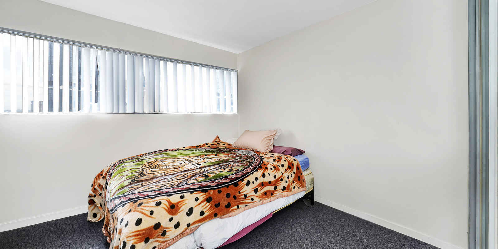 17L/15 Campbell Street Parramatta