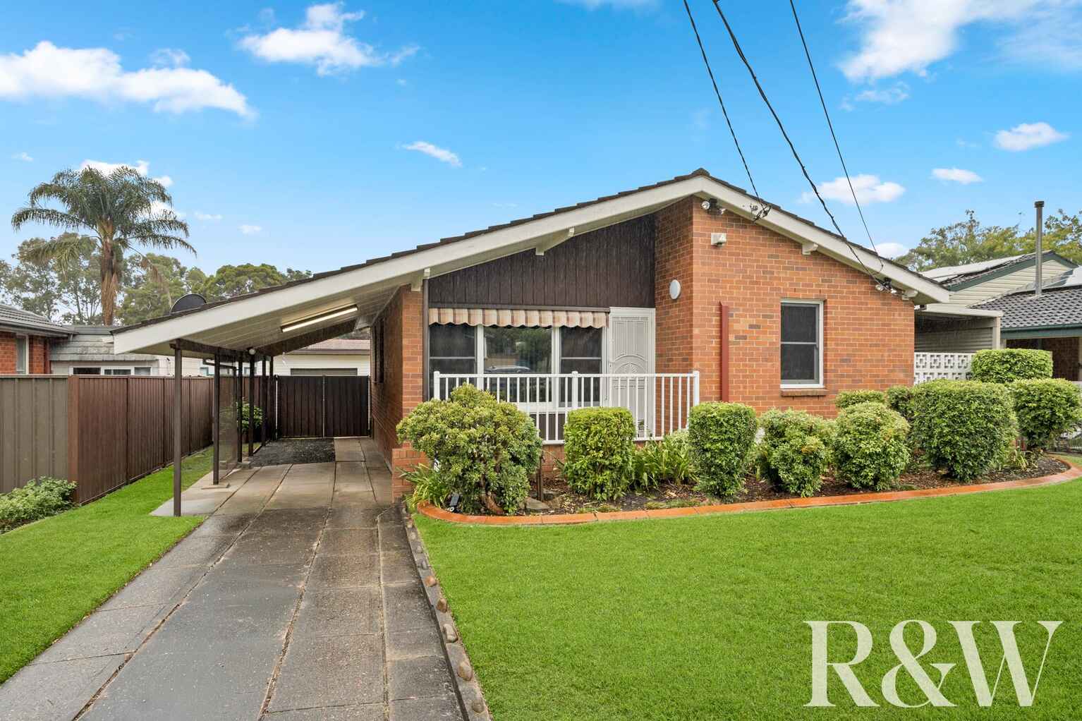 19 Melanesia Avenue Lethbridge Park 19 Melanesia Avenue Lethbridge Park